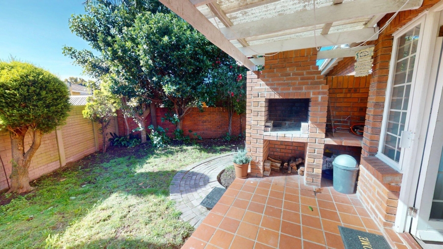 2 Bedroom Property for Sale in Lorraine Eastern Cape